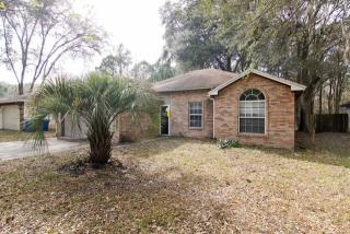 12842 Moose Rd, Jacksonville, FL 32226-1807