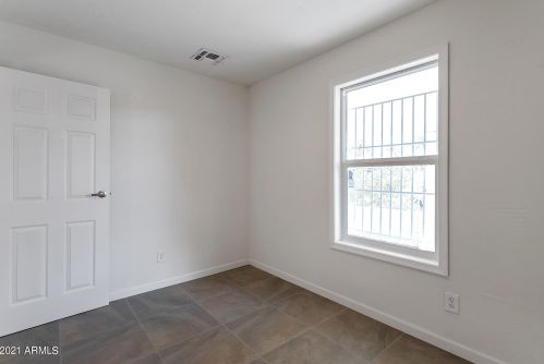 1610 38th Ave, Phoenix AZ  85009-2240 exterior