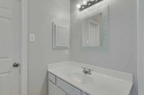 2605 Cross Haven Dr, Lewisville TX  75028-2484 exterior