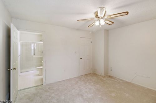 84 Whitehead Ln, East Brunswick NJ  08816-5633 exterior