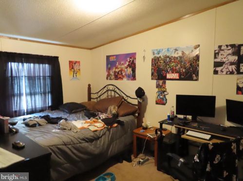 6053 Hager Rd, Upton PA  17225-9006 exterior