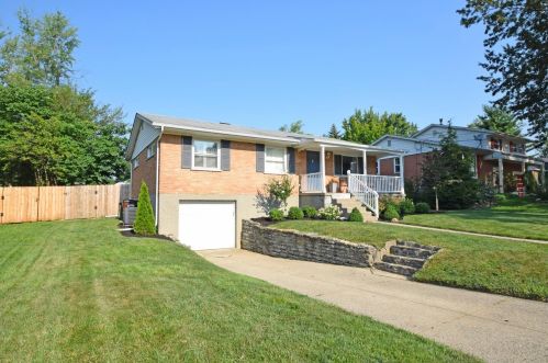 8889 Brittany Dr, Cincinnati, OH 45242-7852