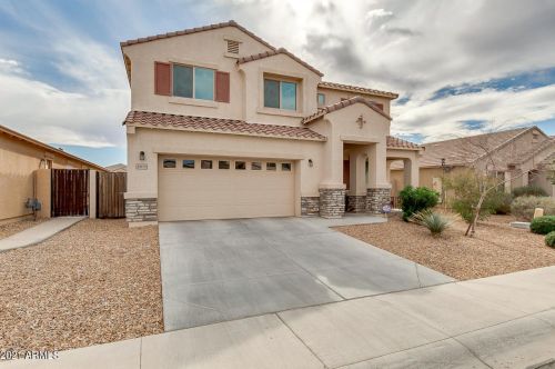 39979 Robbins Dr, Maricopa, AZ 85138-6717