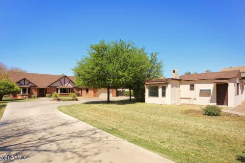 8750 7th Ave, Phoenix AZ 85007-1703 exterior