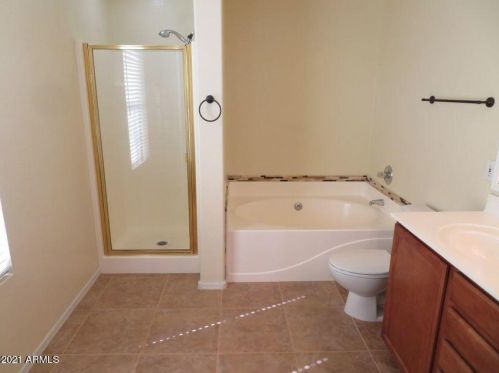 3715 Liberty Ln, Gilbert AZ  85296-8265 exterior