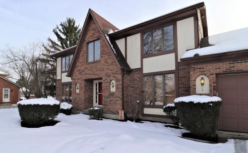 8149 Brownstone Dr, Cincinnati, OH 45241-1483