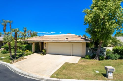 4 Surrey Ct, Rancho Mirage, CA 92270-2590