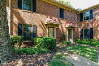 322 Westfield Dr, Nashville, TN 37221-1408