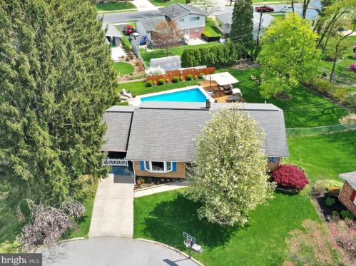 3427 Alinda Cir, Camp Hill, PA 17011-2612