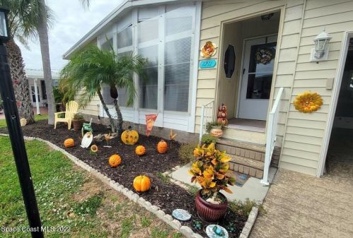 1211 Marigold Dr, Sebastian, FL 32976-7156