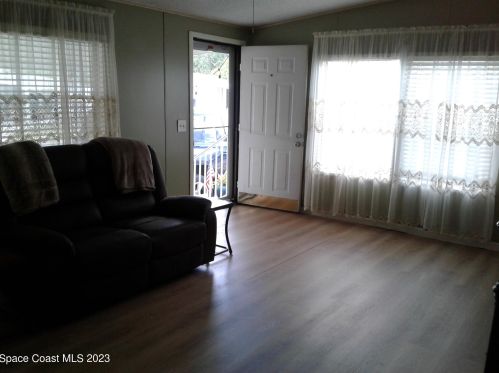 815 Bougainvillea Cir, Sebastian FL  32976-7682 exterior