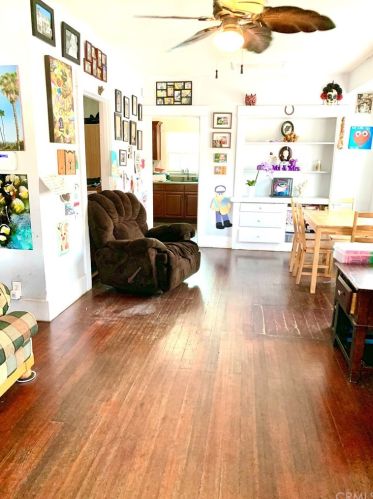 414 23rd St, Long Beach CA  90806-4404 exterior