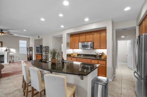 27270 Dayton Ln, Temecula CA  92591-4455 exterior