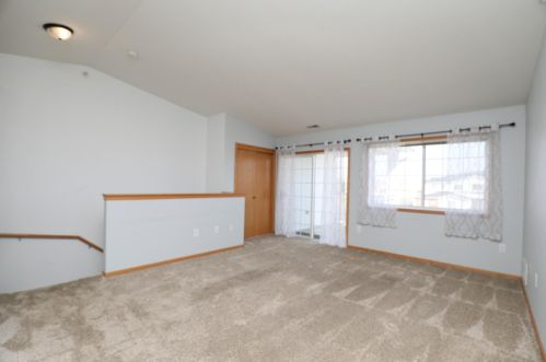 2645 11th Pl, Kenosha, WI 53140-6406
