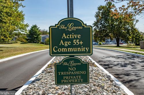 655 Brandon Rd, Norristown, PA 19403-3555