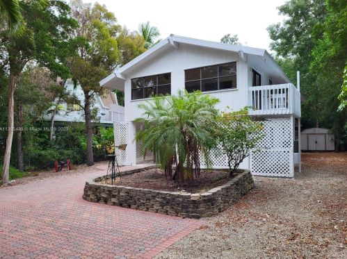 243 Buttonwood Shores Dr, Key Largo FL  33037-2442 exterior