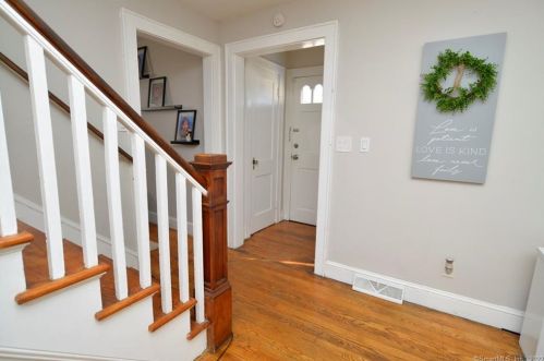 631 Congress Ave, Waterbury CT  06708-4154 exterior
