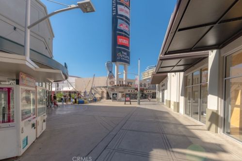 12664 Chapman Ave, Garden Grove CA  92840-4000 exterior