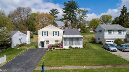 136 Green Hill Rd, Norristown PA  19406-2026 exterior