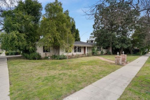 4254 Wilkinson Ave, North Hollywood, CA 91604-1661