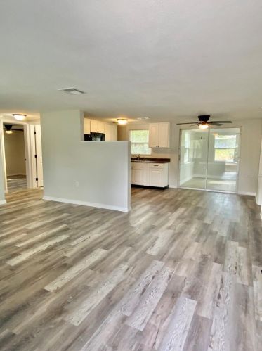 48 Columbus St, Beverly Hills FL  34465-3603 exterior