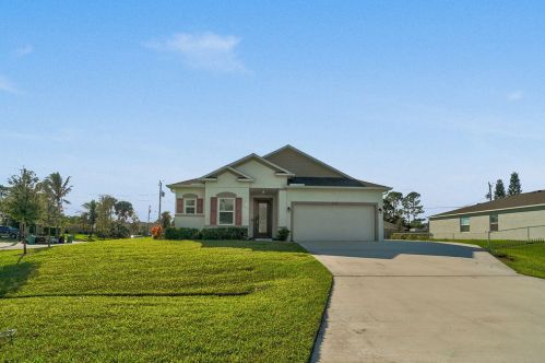 1502 Kosnar Ave, Fort Pierce, FL 34953-7063