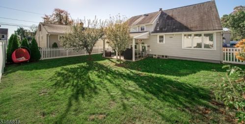 66 Hope St, Nutley NJ  07110-3120 exterior