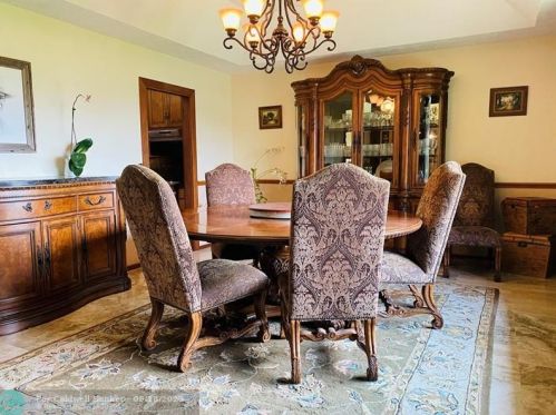 6075 1st St, Vero Beach FL  32968-9521 exterior