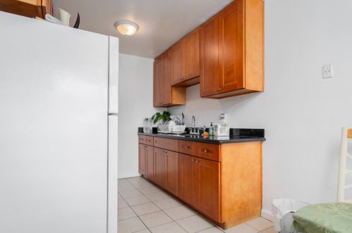 1182 Leigh Ave, San Jose CA 95126-4526 exterior