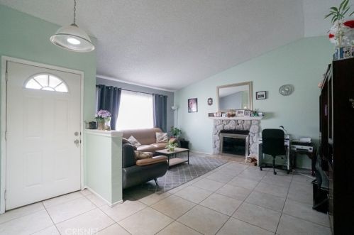 45331 Bison Cir, Lancaster CA  93535-2048 exterior