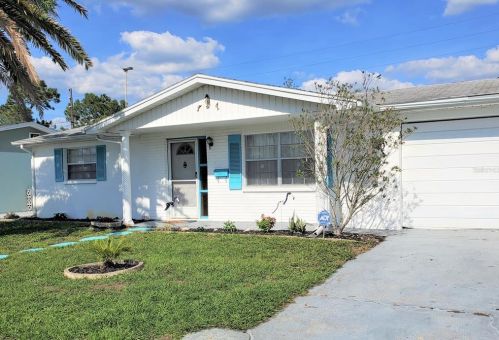 1146 Classic Dr, Tarpon Springs, FL 34691-5203