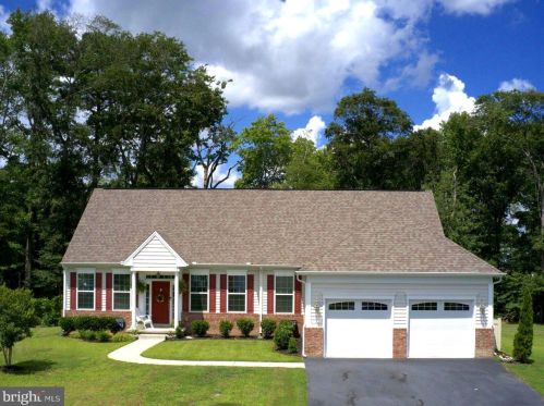 38511 Blue Hen Dr, Selbyville, DE 19975-3475