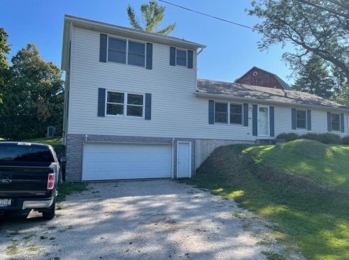 449 Concord Ave, Watertown, WI 53094-7307