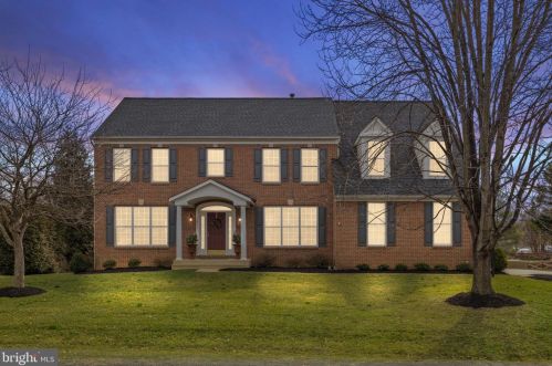 5431 Lick River Ln, Gainesville, VA 20155-1378