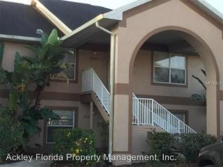 2644 Emerald Lake Ct, Kissimmee FL  34744-4990 exterior