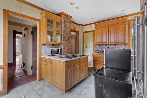 77 Vauxhall St, United States Coast Guard Ac CT  06320-5333 exterior