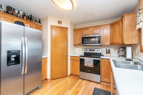 4315 122nd St, Kenosha WI  53158-3924 exterior