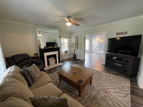 311 10th St, Franklin PA  16323-1150 exterior