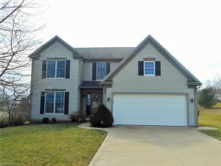 929 Glendale Dr, Wadsworth, OH 44281-8878