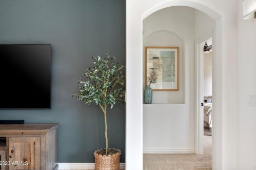 28305 44th Way, Cave Creek AZ  85331-3641 exterior