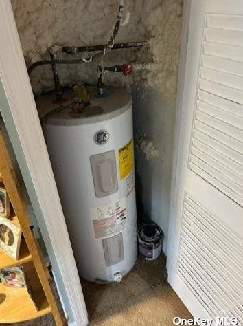 135 Broadway, Jamaica NY  11414-3931 exterior