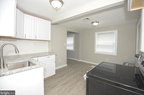 329 Single Ave, New Castle, DE 19720-3636