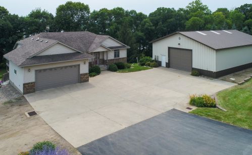 6902 Lake Mina Rd, Alex, MN 56308-6205