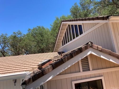2770 Oak Shores Dr, Lake Nacimiento CA  93426-9609 exterior