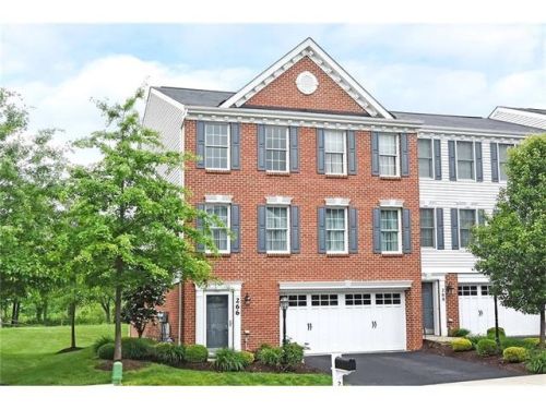266 Overlook Ct, Moon Twp, PA 15108-8980