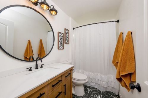 21666 Audubon Way, El Toro CA  92630-5751 exterior