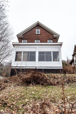 1013 Cameron Ave, Birmingham, PA 16686-1430