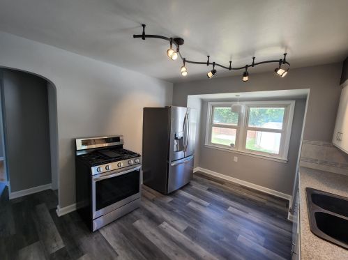 1022 Holt Ave, Milwaukee WI 53207-3540 exterior