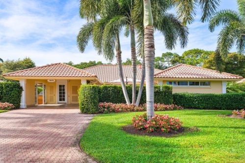 10670 Limeberry Dr, Boynton Beach, FL 33436-5001