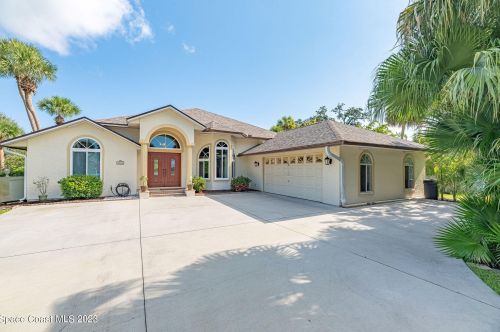 1852 Barber St, Sebastian, FL 32958-6256